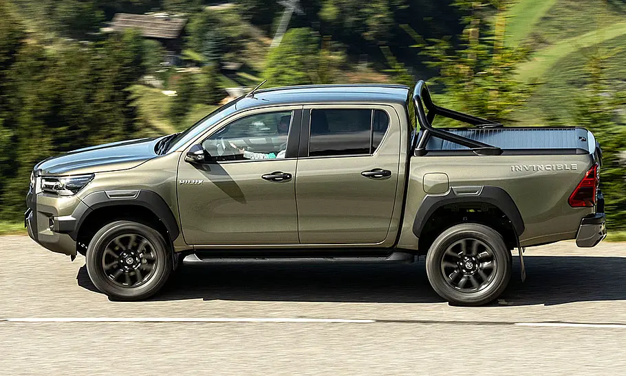 Toyota Hilux Facelift (2020) Toyota Hilux Facelift (2020)