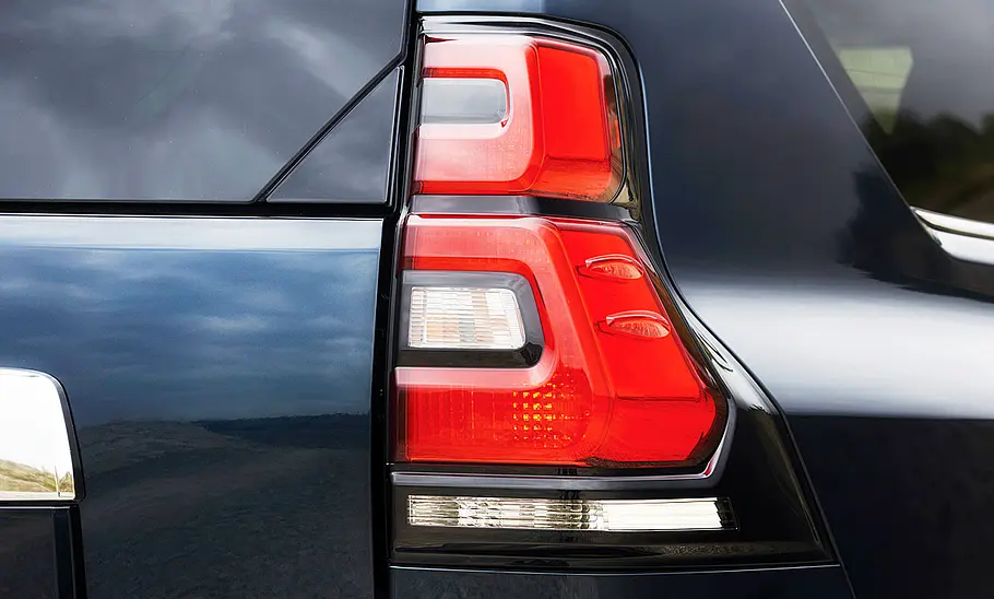 Toyota Land Cruiser (2018)