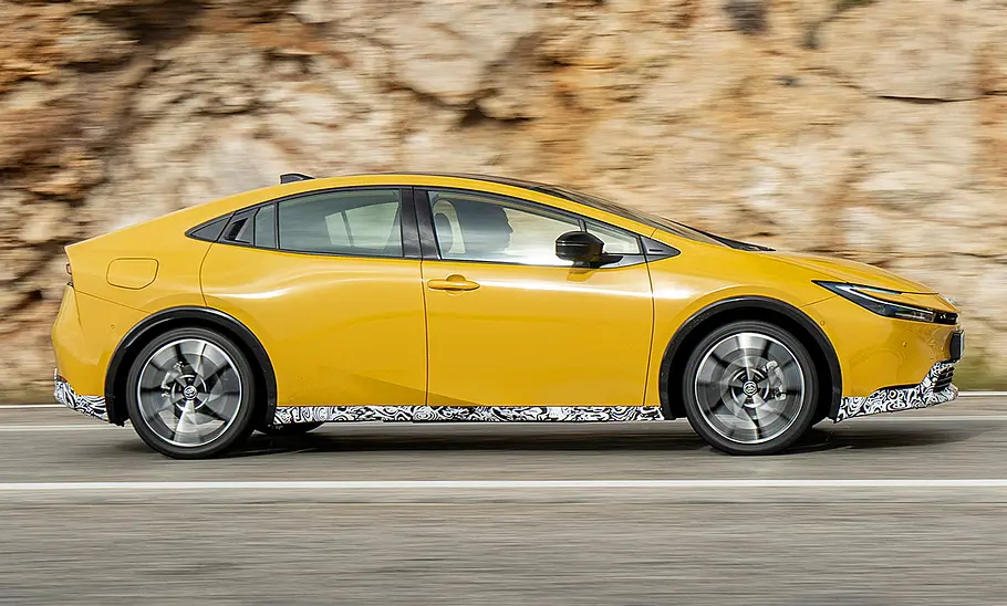 Toyota Prius (2023)