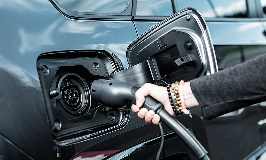 Toyota RAV4 Plug-in-Hybrid (2020) Toyota RAV4 Plug-in-Hybrid (2020)