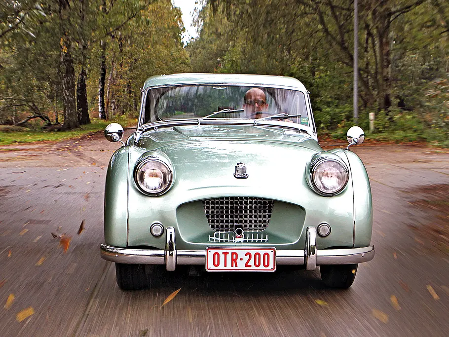 Triumph TR2 Franchorchamps Bilder technische Daten Fahrbericht Dachlinie