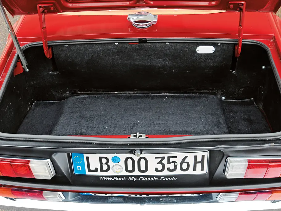 Triumph TR6 Cabrio Vergleich Bilder technische Daten Kofferraum