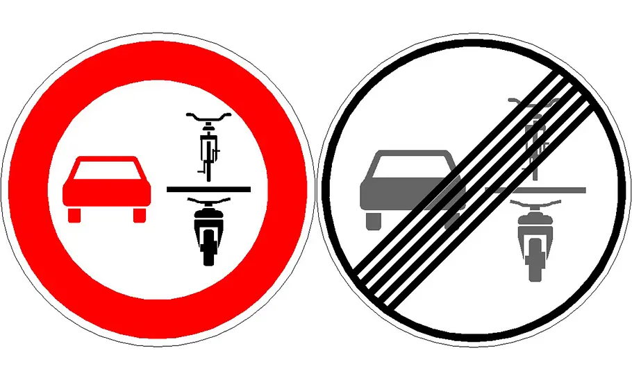 Verbot des Überholens von einspurigen Fahrzeugen für mehrspurige Kraftfahrzeuge und Krafträder mit Beiwagen Verbot des Überholens von einspurigen Fahrzeugen für mehrspurige Kraftfahrzeuge und Krafträder mit Beiwagen