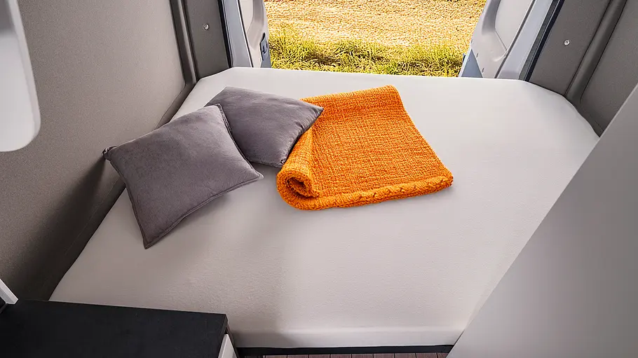 Das Heck-Doppelbett des Van Tourer 600 Ds im Detail.