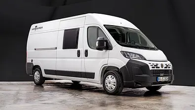 Der Van Tourer 600 Ds statisch von schräg vorne links in einer Halle stehend. - Foto: Van Tourer Der Van Tourer 600 Ds statisch von schräg vorne links in einer Halle stehend. - Foto: Van Tourer