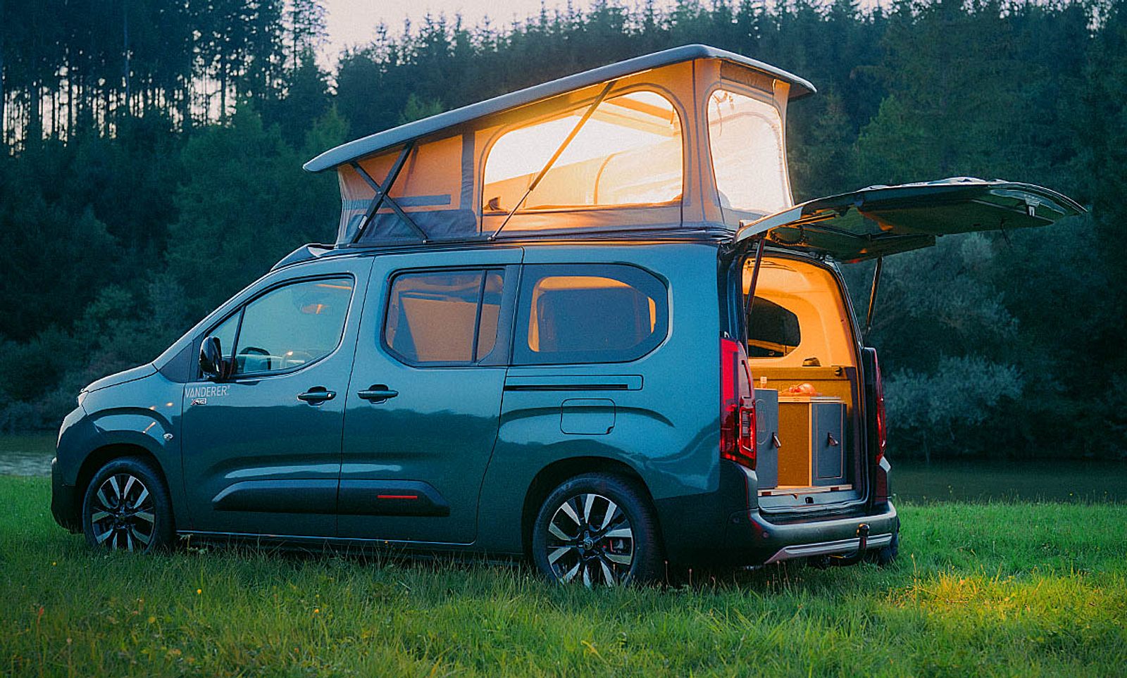 Vanderer One (2024): Hochdachkombi mit Aufstelldach