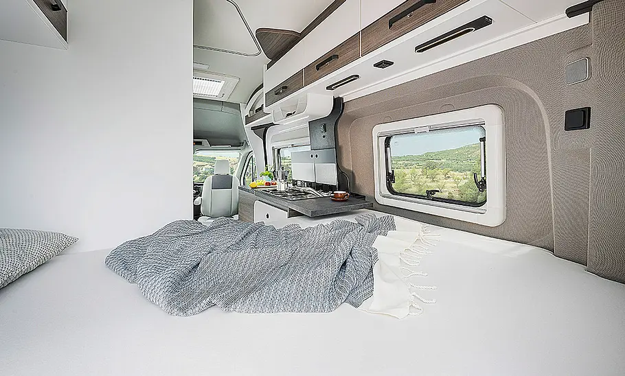 Das Bild zeigt das Heckbett des Van Tourer Ford 600 D (2024).