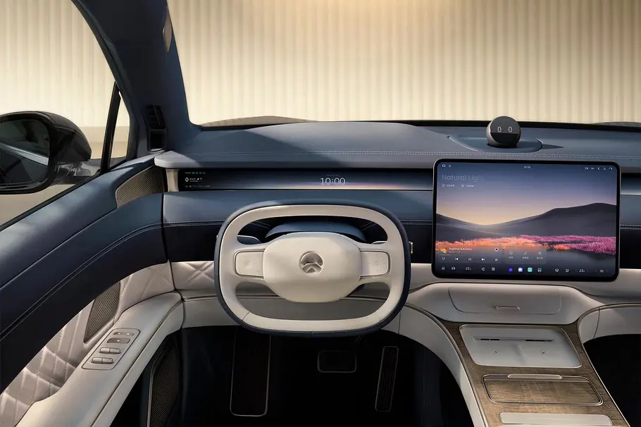 Das Cockpit des Nio ET9 (2025).