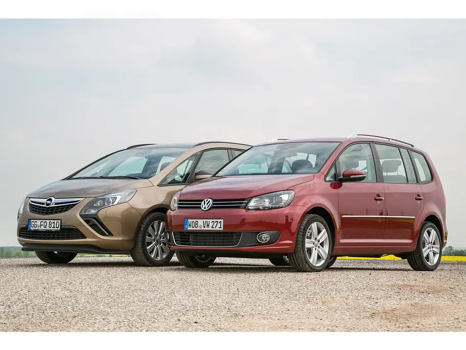 Markenvergleich Kompaktvans Opel Zafira Tourer 2.0 CDTI VW Touran 2.0 TDI BlueMotion Technology Dimensionen