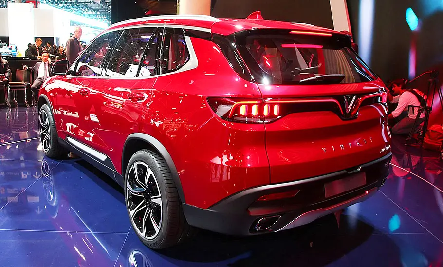 VinFast Lux SA2.0 (2019) VinFast Lux SA2.0 (2019)