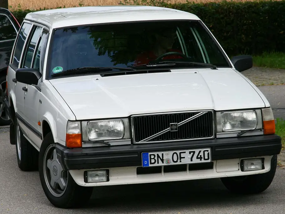 Volvo 740 GL Kombi (1989) Volvo 740 GL Kombi (1989)