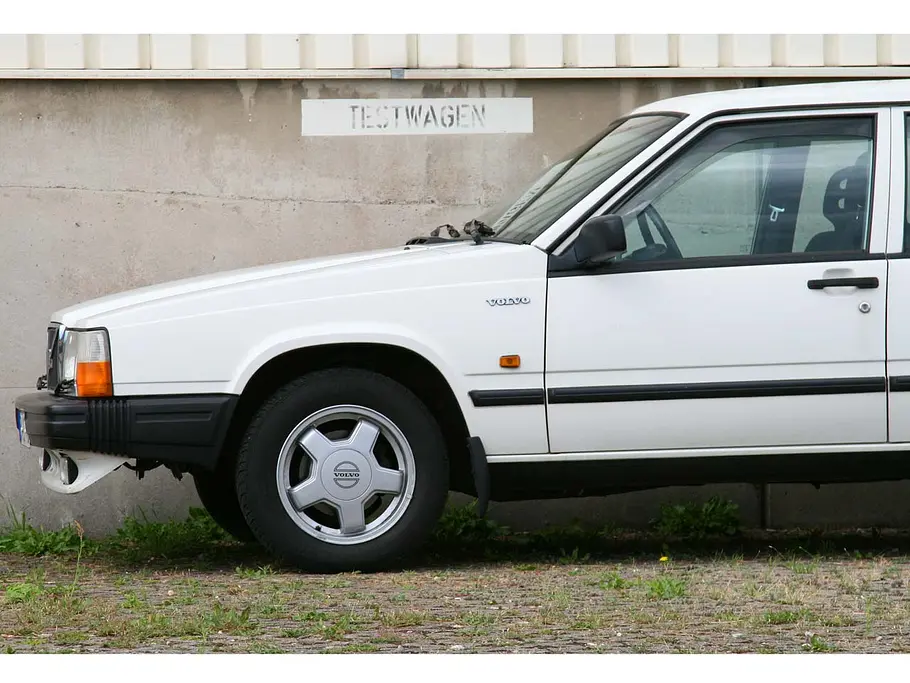 Volvo 740 GL Kombi (1989) Volvo 740 GL Kombi (1989)
