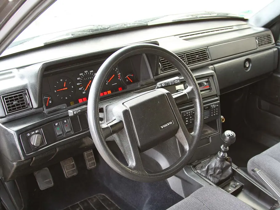 Volvo 740 GL Kombi (1989) Volvo 740 GL Kombi (1989)