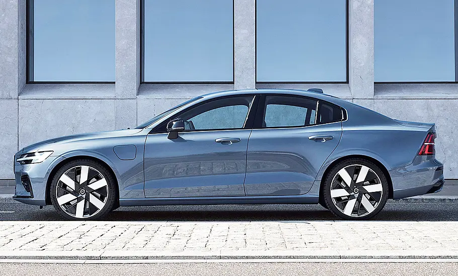 Volvo S60 (2023)