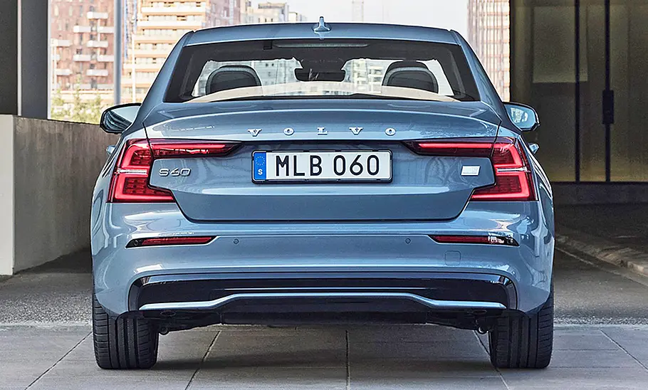 Volvo S60 (2023) Volvo S60 (2023)