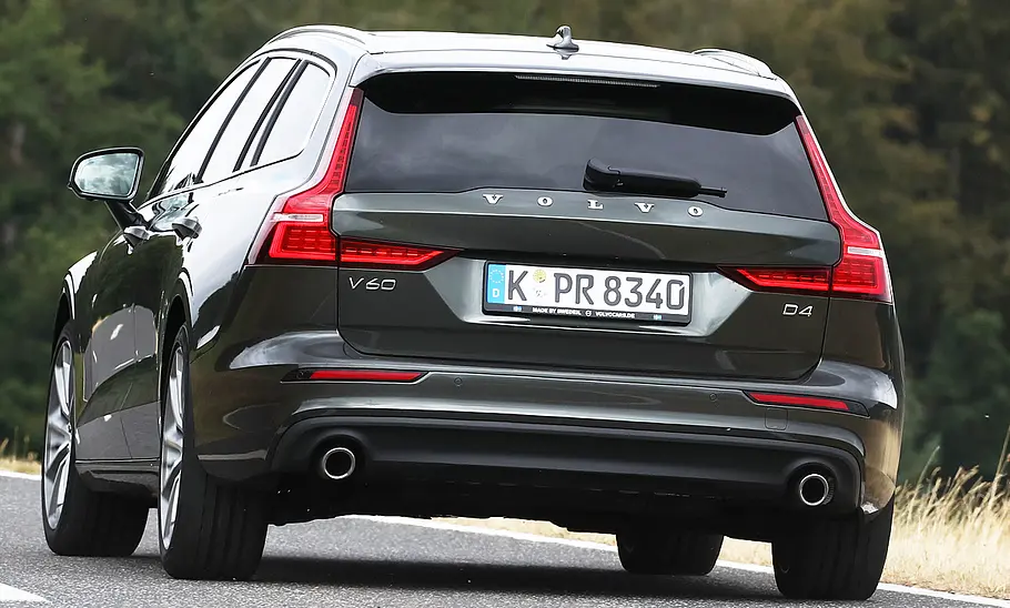 Volvo V60 D4