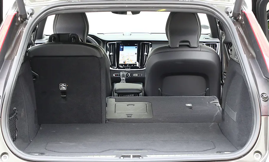 Volvo V60 D4