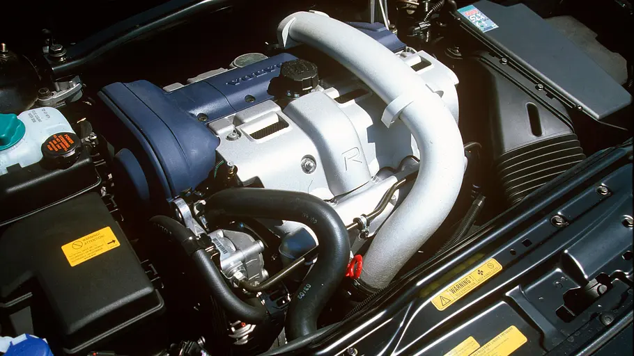 Der Motor des Volvo V70 R.