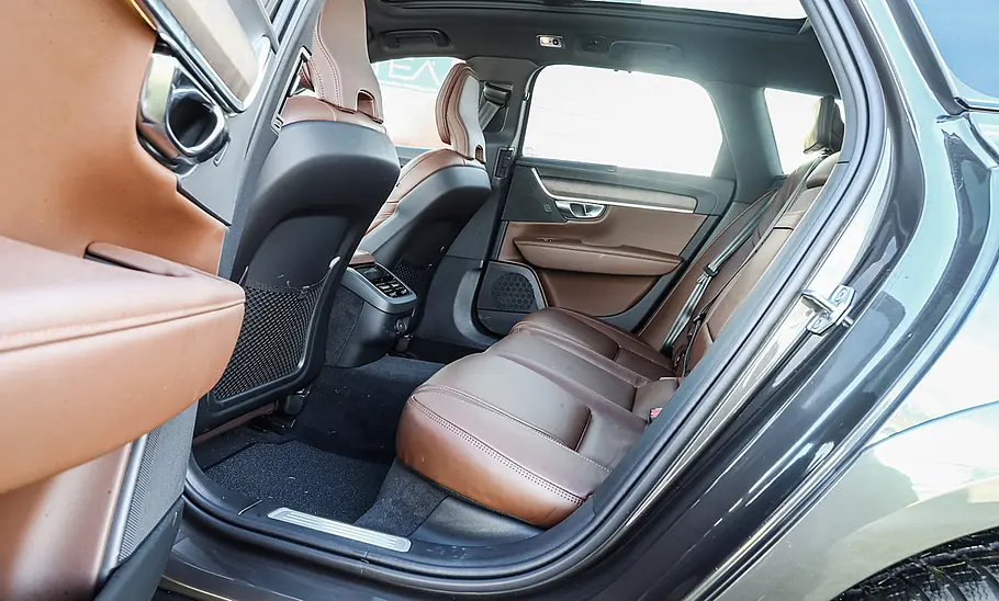 Volvo V90 Cross Country B4 AWD