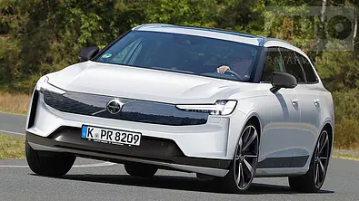 Volvo V90-Nachfolger (2023) - Foto: Avarvarii
