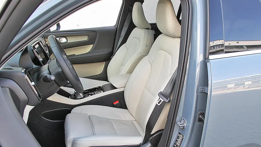 Volvo XC40 Die Vordersitze im Volvo XC40.