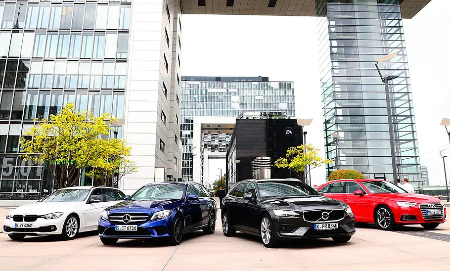 Audi A4/BMW 320d/Mercedes C 220/Volvo V60