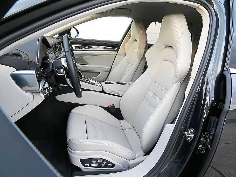 Porsche Panamera Turbo