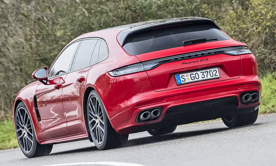 Porsche Panamera GTS Sport Turismo