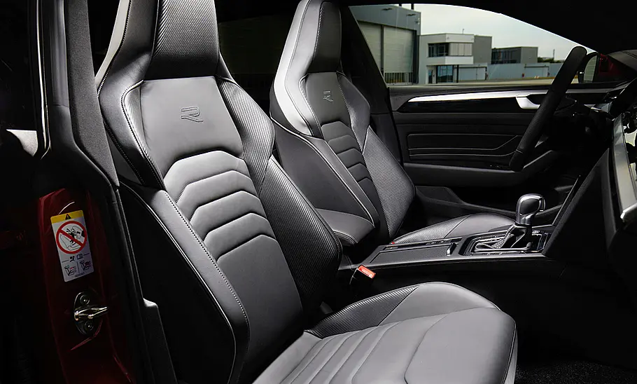 VW Arteon R (2020) VW Arteon R (2020)