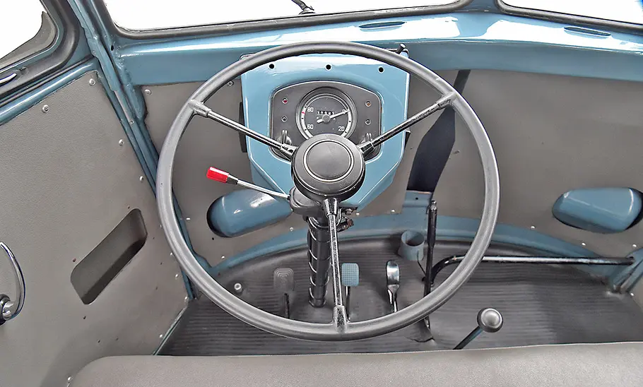 VW T1 Transporter Cockpit