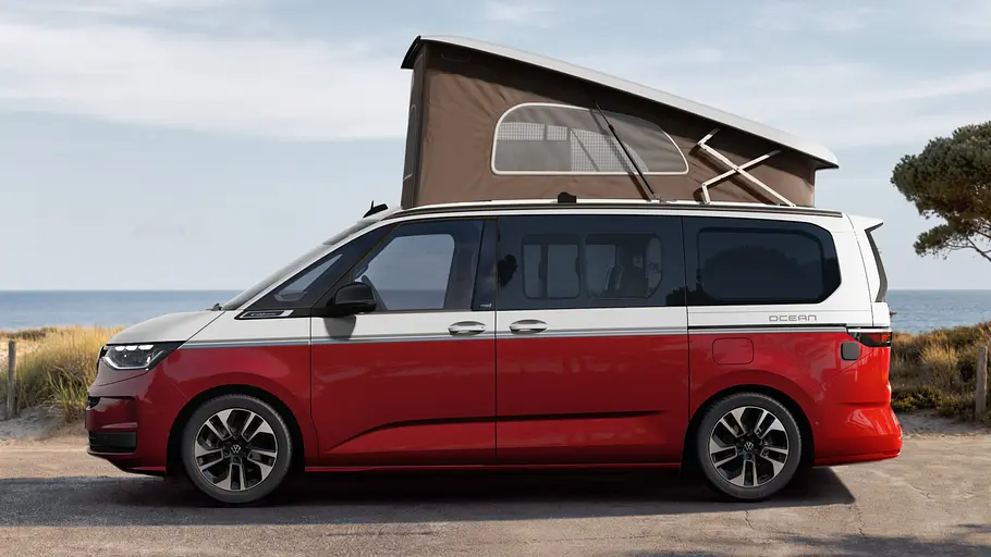 VW California Ocean Generation Das Sondermodell VW California Ocean Generation statisch im Profil von links.