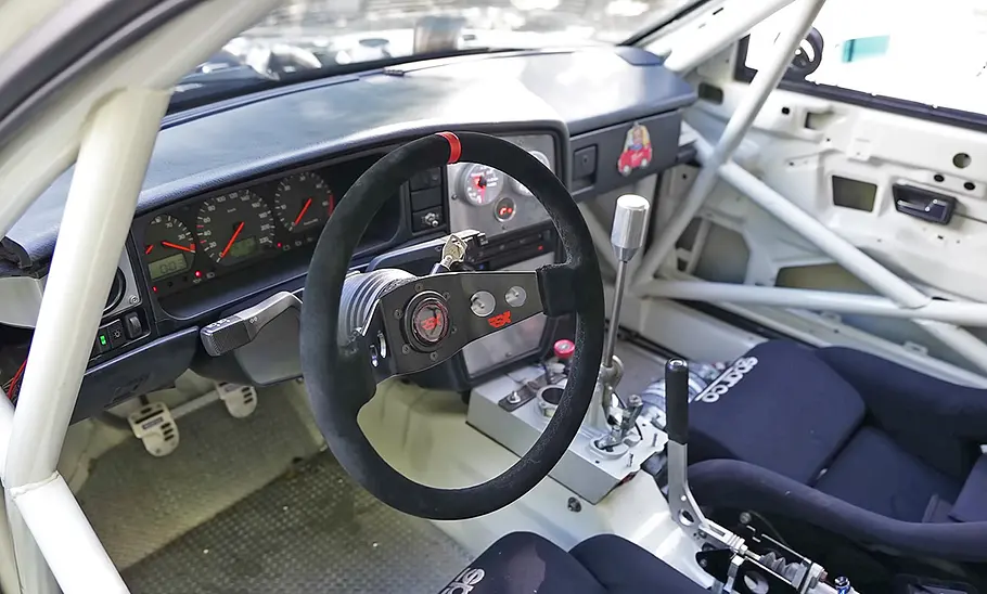 Das Cockpit des VW Corrado TDI 4Motion.