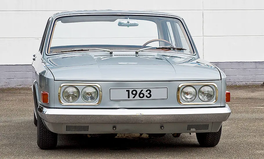 VW EA 128 Der VW EA 128 stehend von vorne.