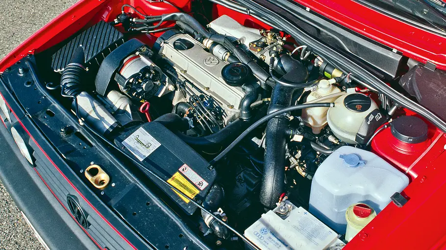 Der Motor des VW Golf 2 GTI G60.