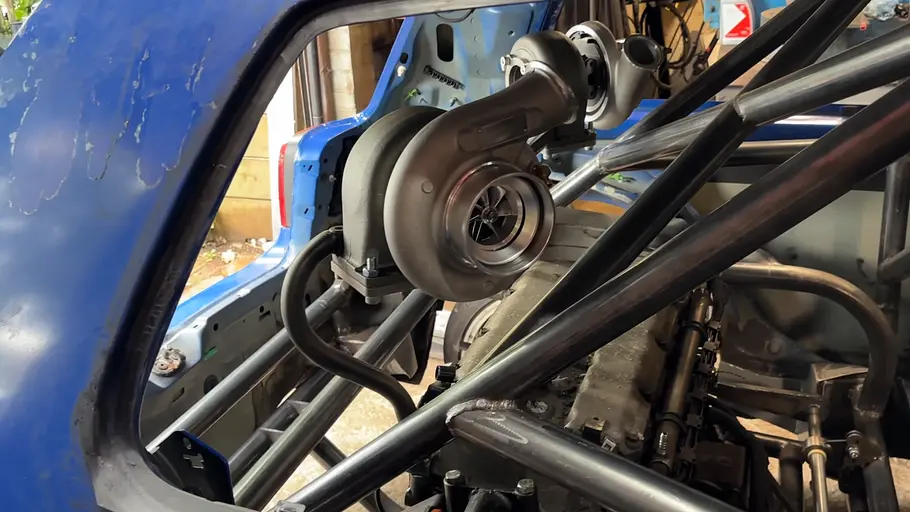 VW Golf 4 mit VR6: So billig gibts 1000 PS VW Golf 4 mit VR6 von Twin Engine Corsa