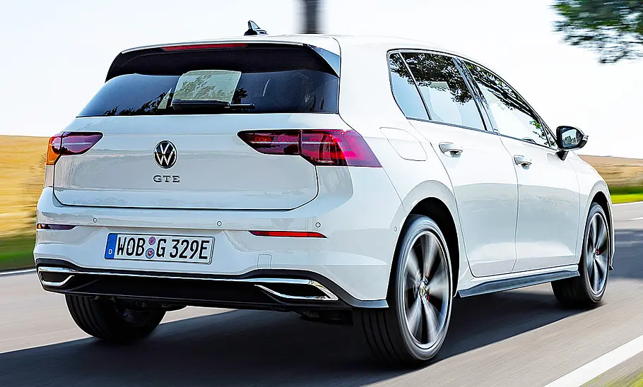 VW Golf 8 GTE (2020)
