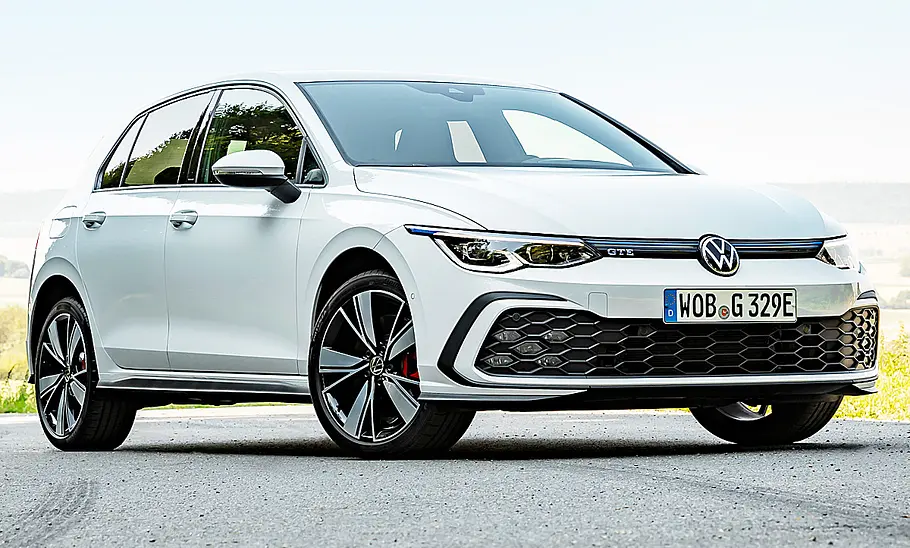 VW Golf 8 GTE (2020)