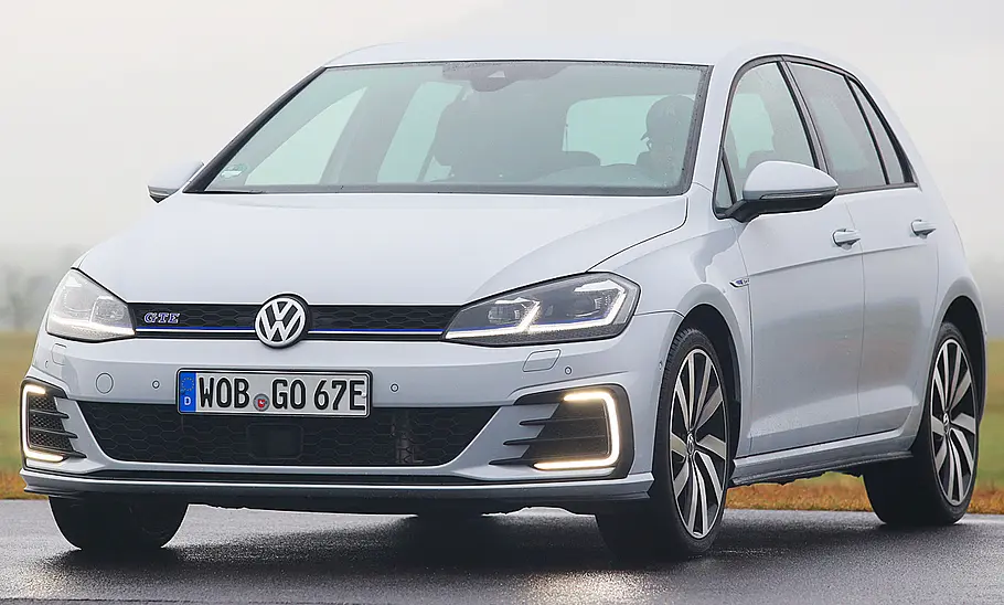 VW Golf GTE (2017)