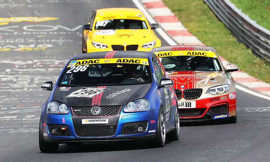 VW Golf GTI/BMW M235i