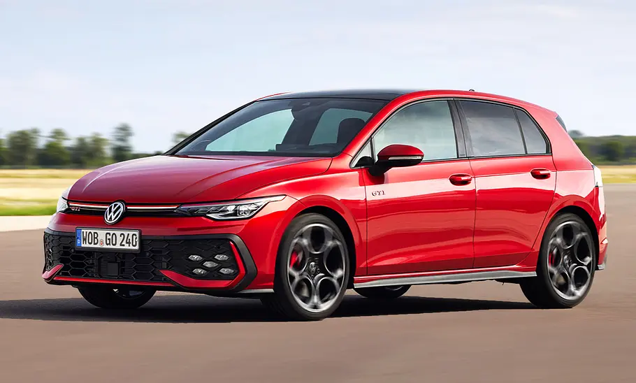 VW Golf 8 GTI Facelift (2024): fahrend; Außenansicht; Frontansicht