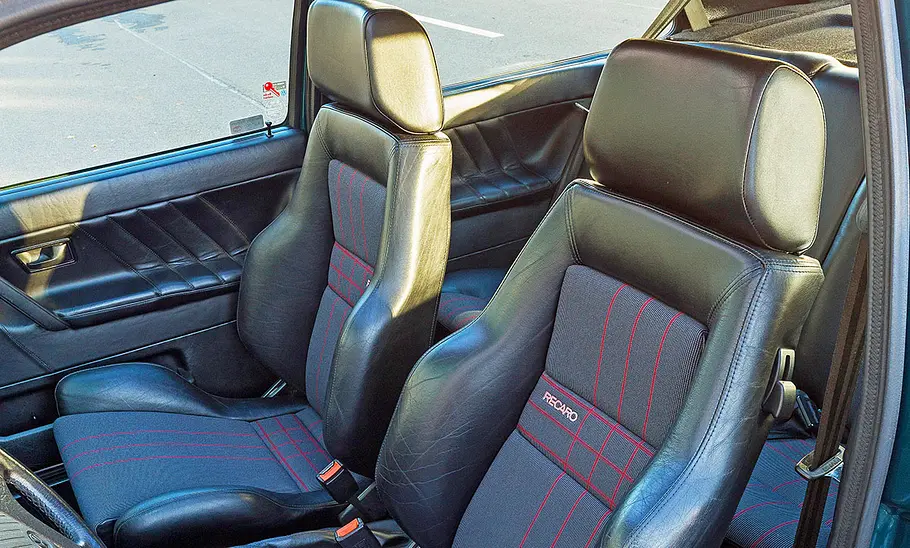 Die Sitze des VW Rallye Golf.