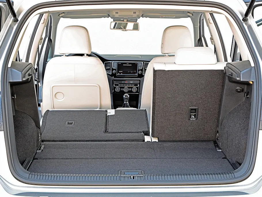 VW Golf Sportsvan Kofferraum Laderaum