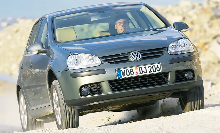 VW Golf V (2003) VW Golf V (2003)