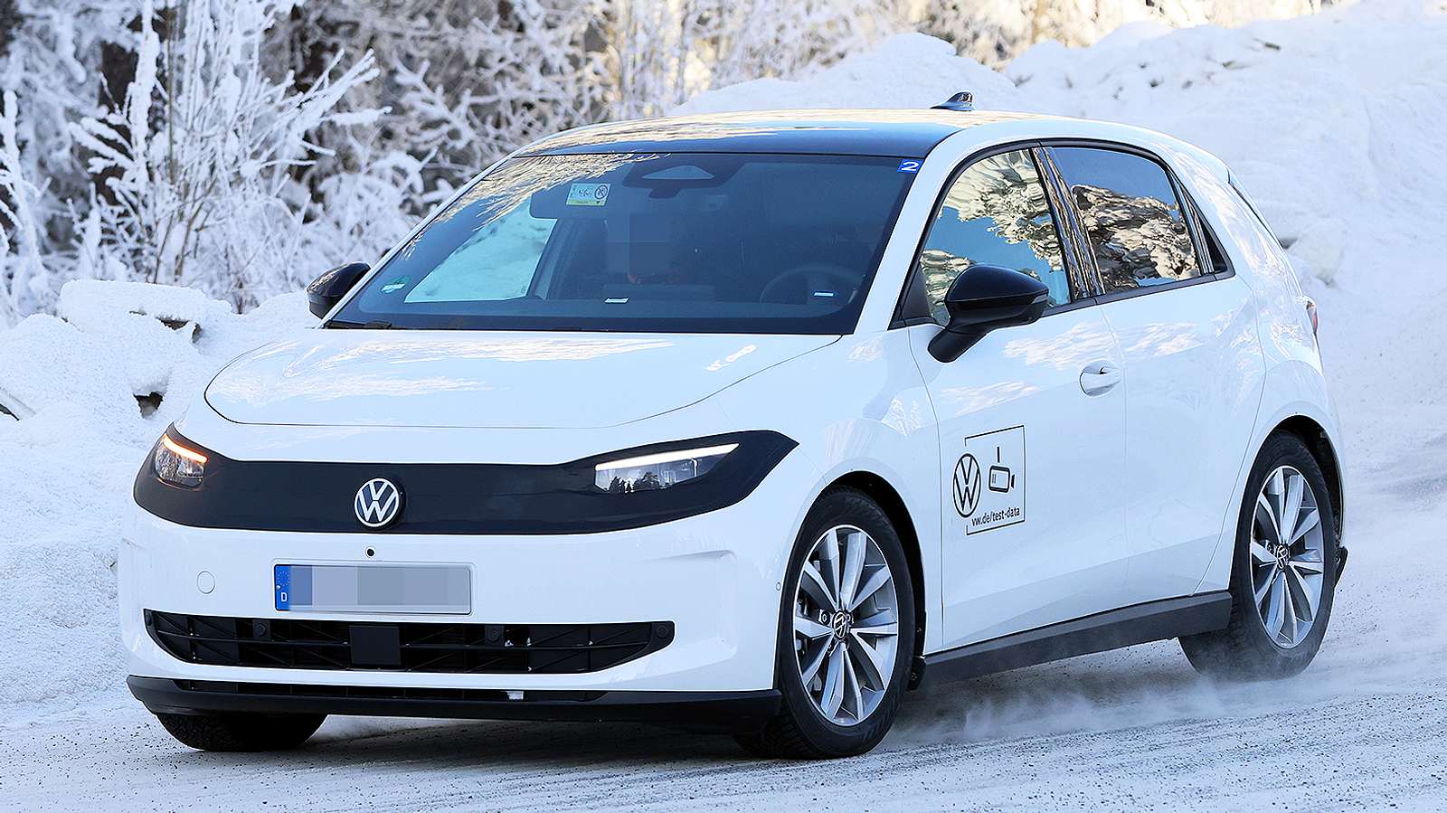 New prototype spotted: This is how the VW ID. 2all will go into production