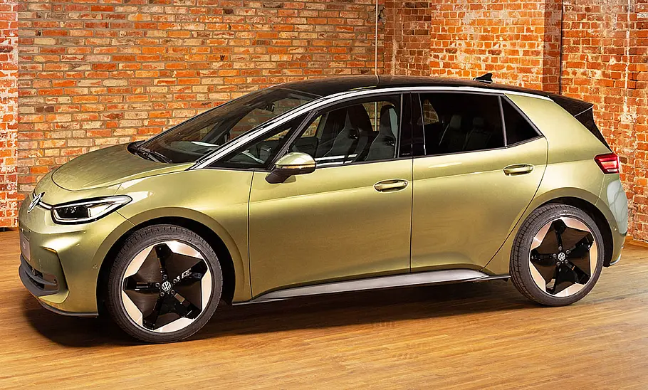 VW ID.3 Facelift (2023); stehend, Seite
