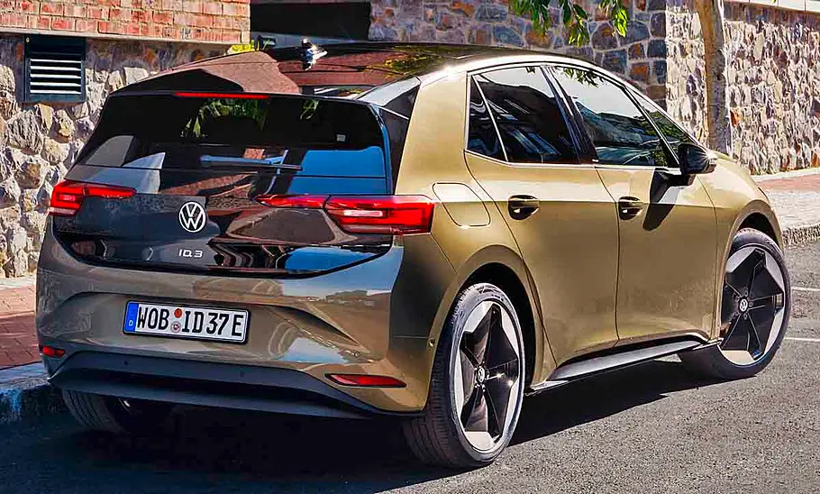 VW ID.3 Facelift (2023); stehend, schräg vorne