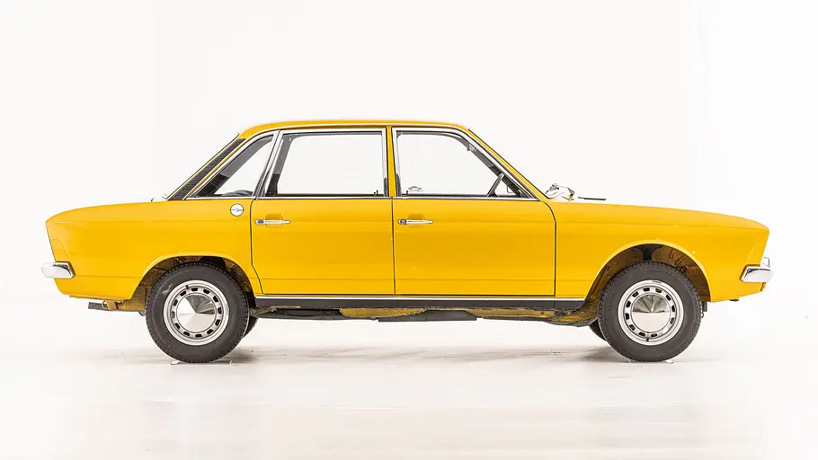 Der VW K70 stehend seitlich.