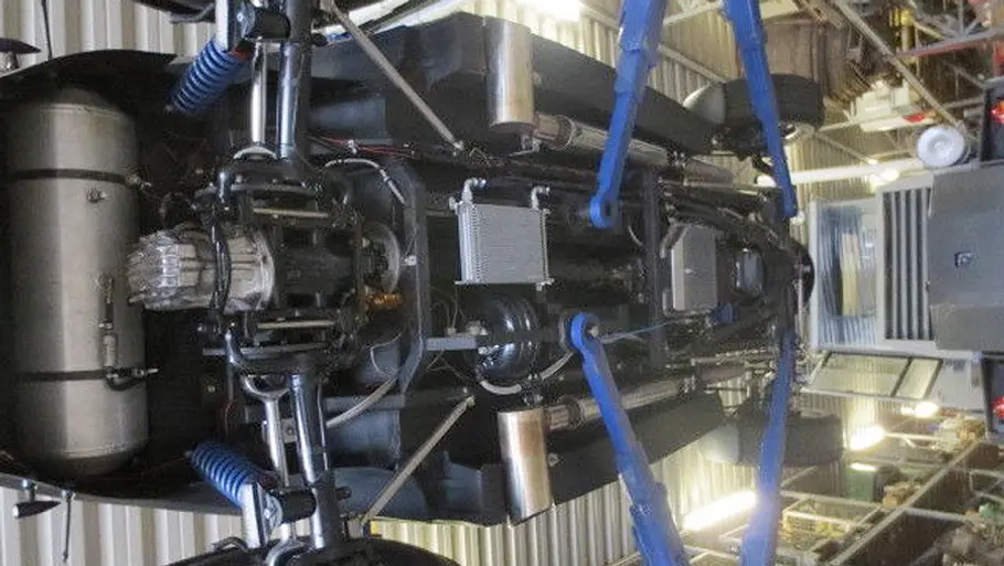 Detailbild von der Bodengruppe des Hot Rod-VW Käfer.