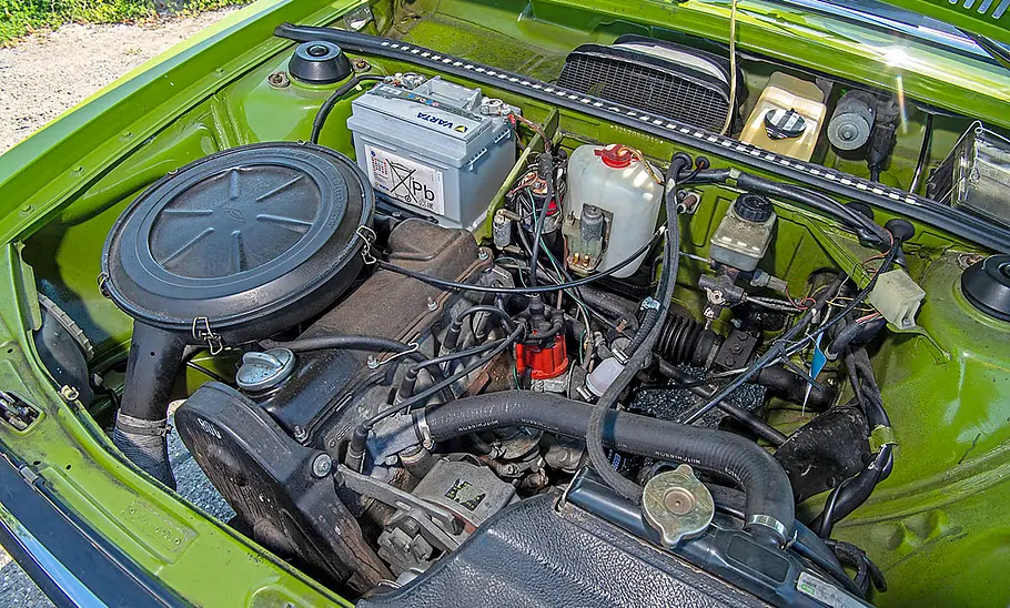 Der Motor des VW Passat B1.