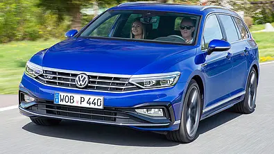VW Passat Facelift (2019) - Foto: VW